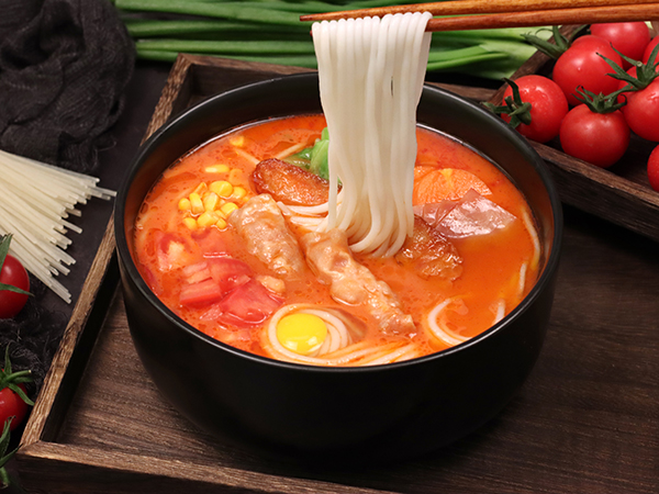 濟(jì)寧康德食品”生產(chǎn)車間是無菌化車間，整個(gè)生產(chǎn)和檢驗(yàn)都嚴(yán)格執(zhí)行《國家食品安全法》，從而保證了產(chǎn)品質(zhì)量安全、穩(wěn)定、可靠產(chǎn)品咨詢熱線：0537-3630366