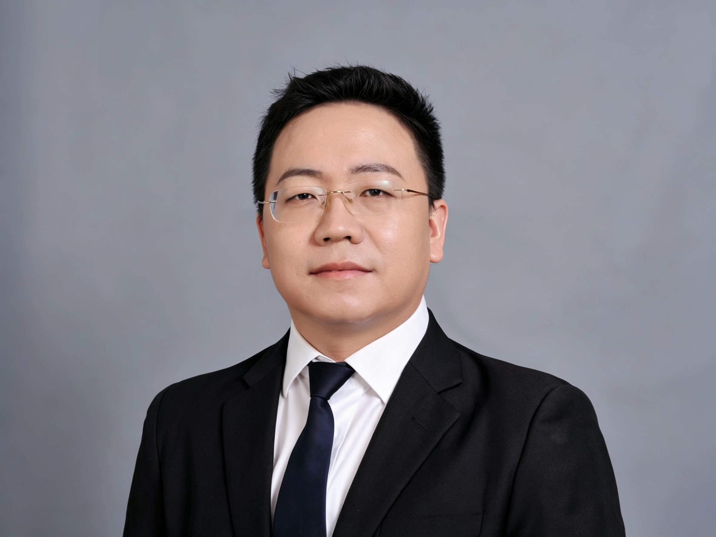 李朋.jpg